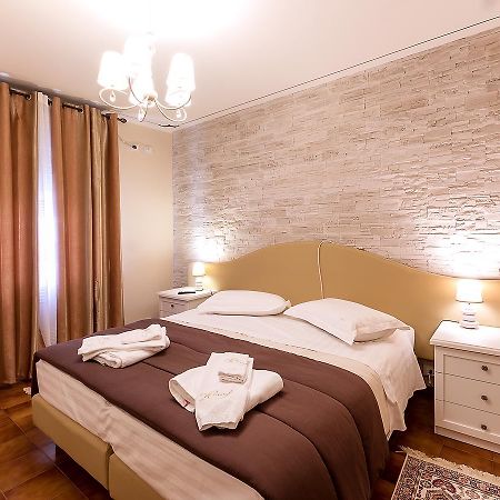 Hotel Il Novecento à Casarsa della Delizia Extérieur photo