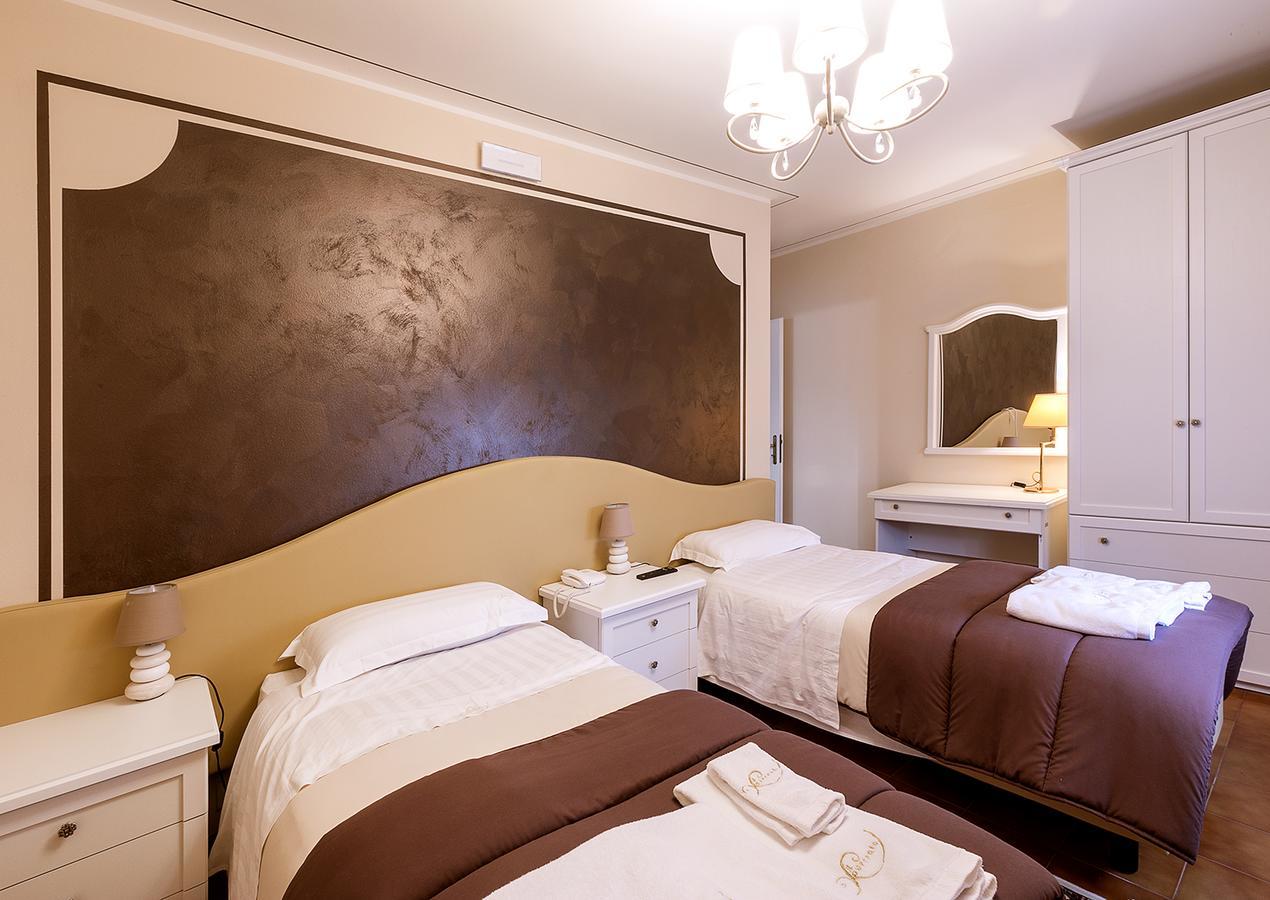 Hotel Il Novecento à Casarsa della Delizia Extérieur photo
