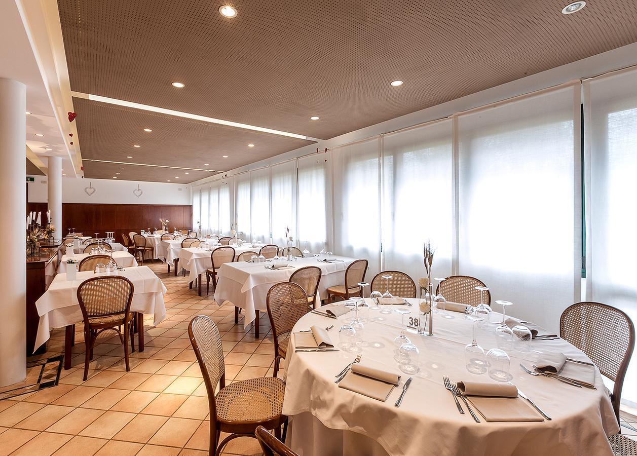Hotel Il Novecento à Casarsa della Delizia Extérieur photo